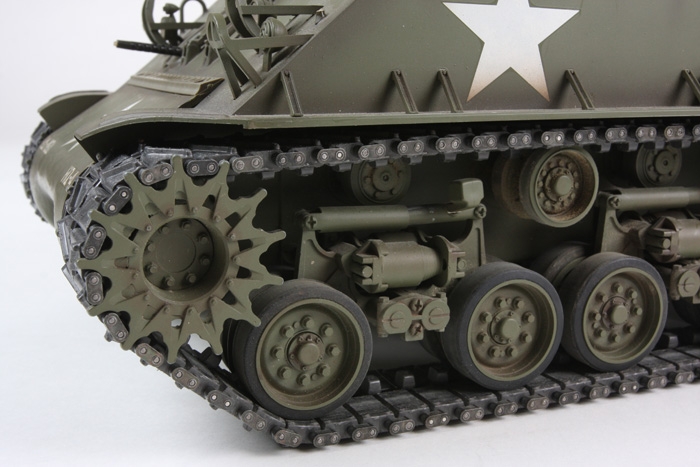 Rc M4 Sherman 105Mm Howitzer Full-Option Kit / Tamiya USA